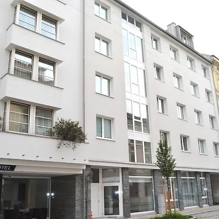 City Hotel Hotel