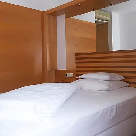 City-hotel