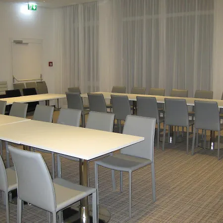 City Hotel 4*