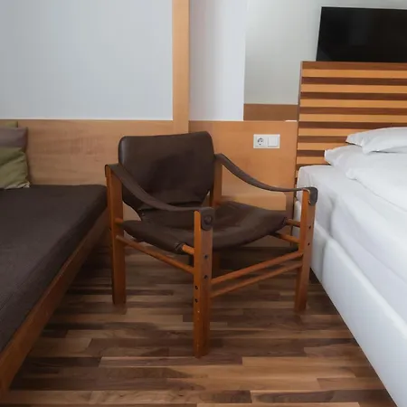 City-hotel 4*